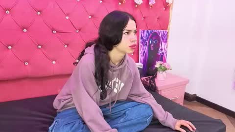 nanis_james online show from 09.15.25