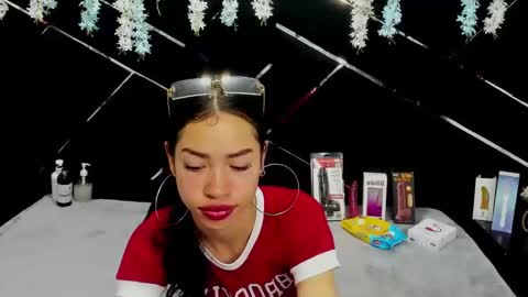 nanis james15 online show from 03.07.26