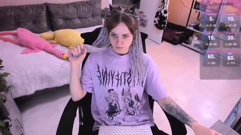 Snapshot of nanitamoore chatting on 12.30.24 Monday-Friday 12-4 AM and 6-9 AM New York time online show from 12.30.24