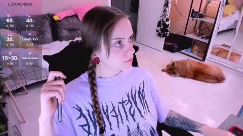 Snapshot of nanitamoore chatting on 01.06.25 Monday-Friday 12-4 AM and 6-9 AM New York time online show from 01.06.25