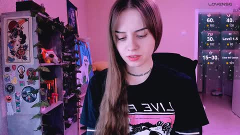 Snapshot of nanitamoore chatting on 01.26.25 Monday-Friday 12-4 AM and 6-9 AM New York time online show from 01.26.25