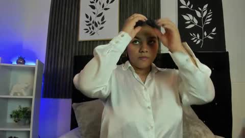 Snapshot of nanny_cute chatting on 09.14.25 NANY online show from 09.14.25