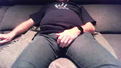 nano22968832 online show from 12.21.25