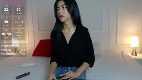 nany_model25 online show from 10.28.25
