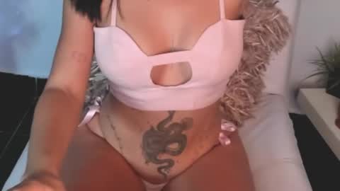 Snapshot of nany_tnt chatting on 03.10.25 NANY online show from 03.10.25