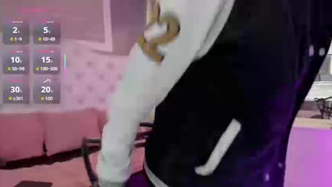 naomi online show from 09.09.25