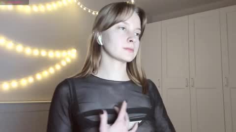 Naomi online show from 10.29.25