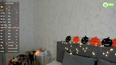 Naomi online show from 10.29.25