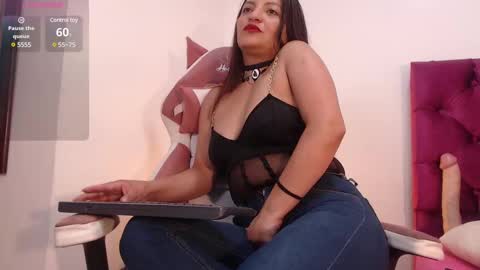 Isabella online show from 01.11.25