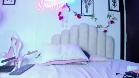    online show from 03.04.25
