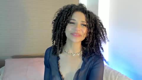 naomidawson online show from 09.12.25
