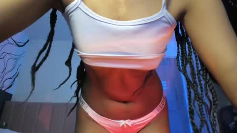 Naomii online show from 02.28.25