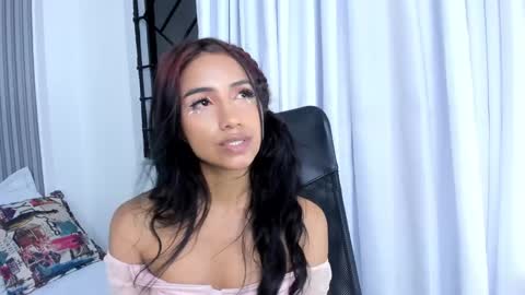 naomiiii   online show from 02.08.25
