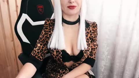 Snapshot of naomimelone chatting on 03.03.26 Naomi online show from 03.03.26