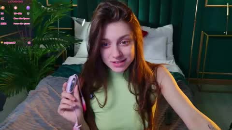 Naomi online show from 10.09.25