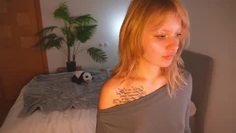 naomirosy online show from 02.12.26