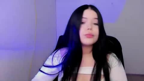 Snapshot of naomivibes chatting on 09.27.25 Naomi online show from 09.27.25