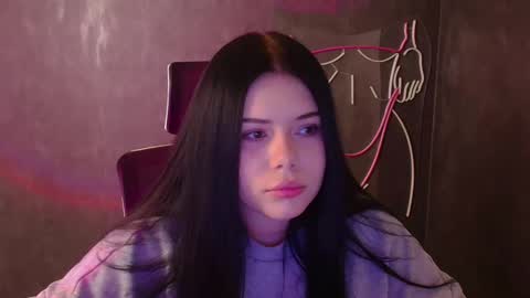 Snapshot of naomivibes chatting on 09.30.25 Naomi online show from 09.30.25