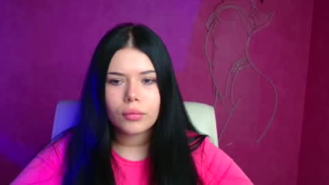 Snapshot of naomivibes chatting on 10.03.25 Naomi online show from 10.03.25