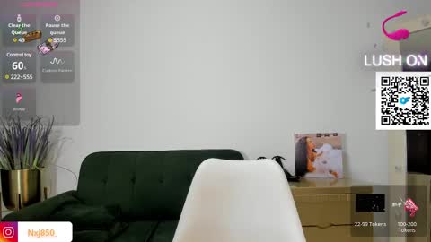 Snapshot of naomixjones1 chatting on 02.18.25 Naomi     online show from 02.18.25