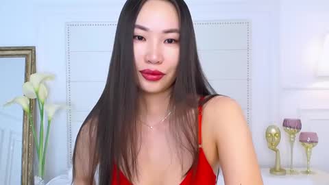 Naomi online show from 01.10.25