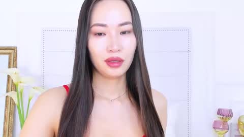 Naomi online show from 02.23.25