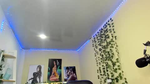 naomy online show from 12.09.24