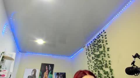 naomy online show from 02.17.25