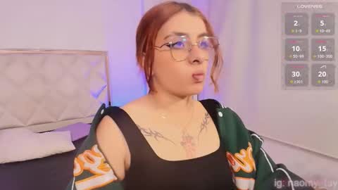 Snapshot of naomy_tay1 chatting on 10.27.25 Naomy online show from 10.27.25