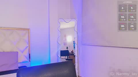 Snapshot of naomy_tay1 chatting on 10.30.25 Naomy online show from 10.30.25