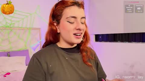 Snapshot of naomy_tay1 chatting on 11.02.25 Naomy online show from 11.02.25