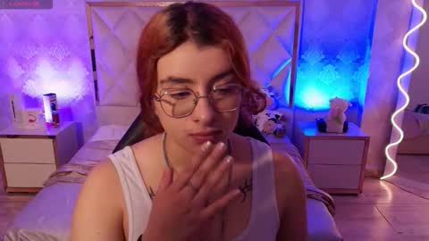 Naomy  online show from 11.24.25