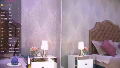 Naomi Brand online show from 10.16.25