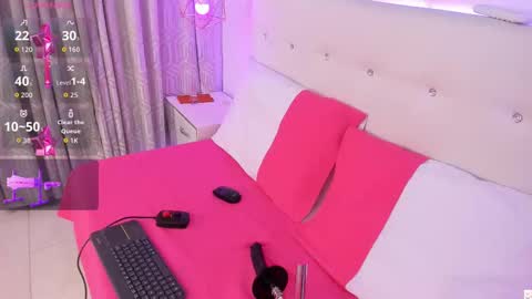 nara_pink online show from 11.01.25