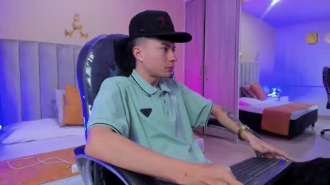 Nascary Fox online show from 01.10.26