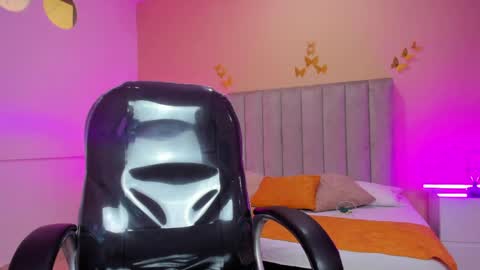 Nascary Fox online show from 04.04.26