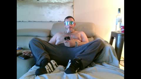 nassobout online show from 10.11.25