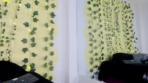 Maira online show from 02.22.25