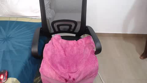 Snapshot of nasti_queen chatting on 01.27.25 Mona online show from 01.27.25