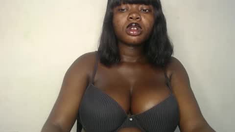 Snapshot of nastie_amanda chatting on 10.09.25 Amanda online show from 10.09.25