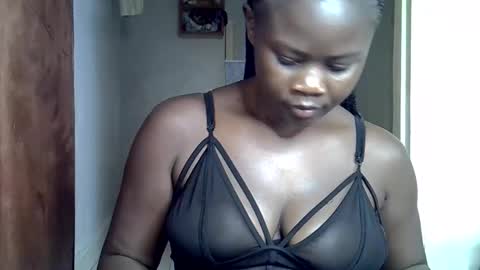 Snapshot of nasty_freakie chatting on 09.14.25 jewel online show from 09.14.25