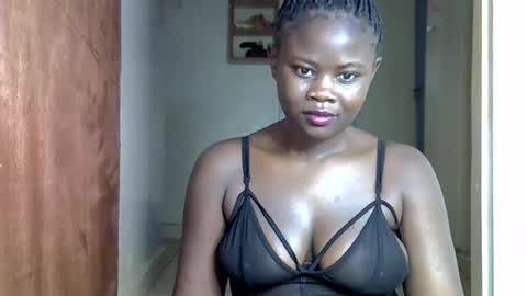 Snapshot of nasty_freakie chatting on 09.20.25 jewel online show from 09.20.25