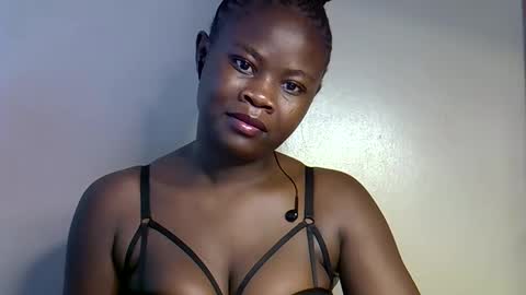 Snapshot of nasty_freakie chatting on 10.07.25 jewel online show from 10.07.25