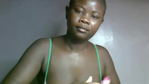 Snapshot of nasty_freakie chatting on 10.17.25 jewel online show from 10.17.25