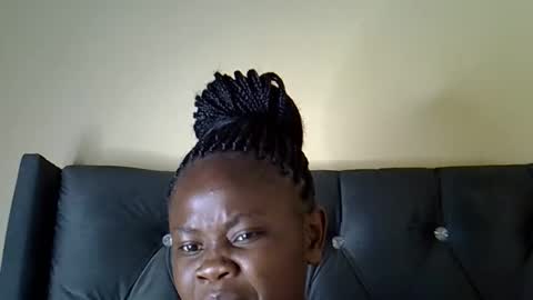 Snapshot of nasty_freakie chatting on 11.08.25 jewel online show from 11.08.25