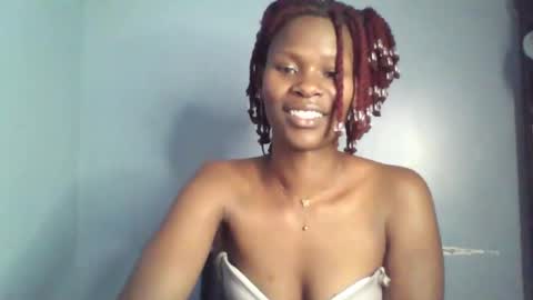 Snapshot of nastycake chatting on 10.03.25 nastycake online show from 10.03.25