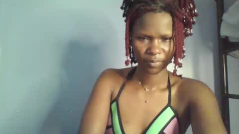 Snapshot of nastycake chatting on 10.04.25 nastycake online show from 10.04.25