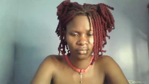 Snapshot of nastycake chatting on 10.04.25 nastycake online show from 10.04.25