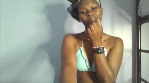 Snapshot of nastycake chatting on 10.09.25 nastycake online show from 10.09.25