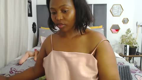 Olwemihla Brown online show from 12.16.24